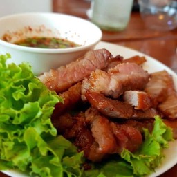 คอหมูย่าง