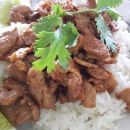 หมูทอดกระเทียม