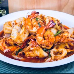 ข้าว พริกเผาทะเลรวม(กุ้ง หมึก )