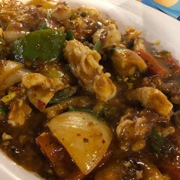 ปลาหมึกผัดไข่เค็ม