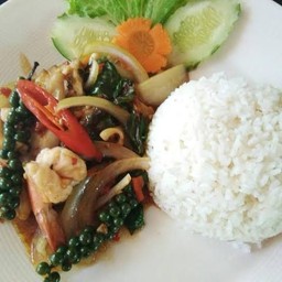 ข้าวผัดขี้เมา