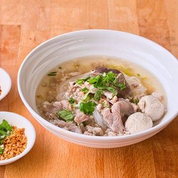 ก๋วยเตี๋ยวหมู