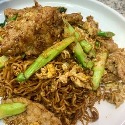 ผัดซีอิ้วหมูชิ้น