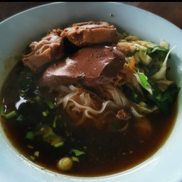 ก๋วยเตี๋ยวป้าแช่ม อ.ลี้