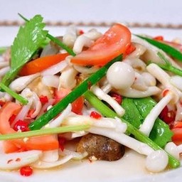 ยำเห็ดรวม