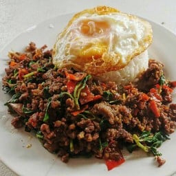 กะเพรารสเด่น