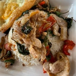 ร้านส้มตำตัวแตกแดกกะเพราตัวลาย