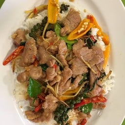 ขี้เมาไก่ราดข้าว