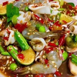 พญายำ & อาหารตามสั่ง คลองสอง