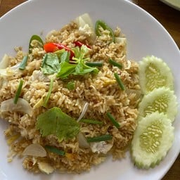ข้าวผัดปูผัดผงกระหรี่