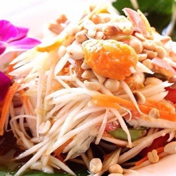 ส้มตำไทยไข่เค็ม