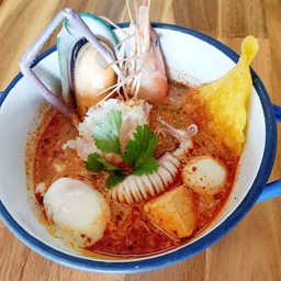 เคลิ้ม ก๋วยเตี๋ยวต้มยำทะเลหม้อเขียว สาขาพัทลุง