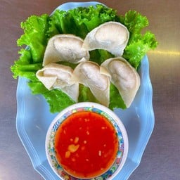 เกี๊ยวปลาลวกจิ้ม
