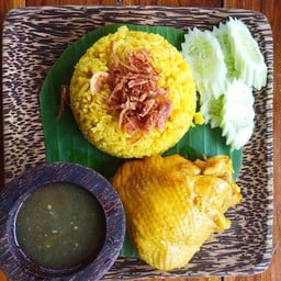 อัยมี่โฮมเต่วตุ๋นหมกไก่ ฮาลาล