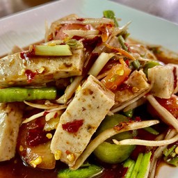 ตำหมูยอ