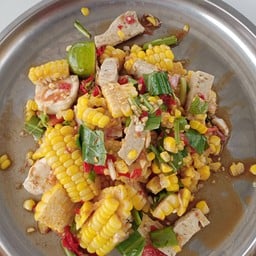 ร้านส้มตำหลังป้อมแยกสตาร์ไลท์