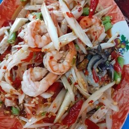 ตำไหลบัวกุ้งลวก