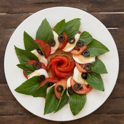 Tomato Mozzarella Salad