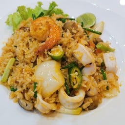 ข้าวผัดมันปู ทะเล