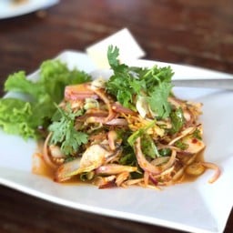 ยำหอยนางรม เด็ด