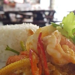 ข้าวกุ้งผัดผงกระหรี่