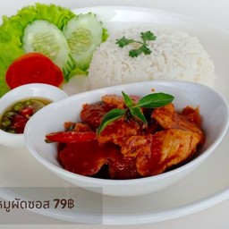 ข้าวหมูผัดซอส