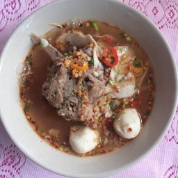 ก๋วยเตี๋ยวหมูเตาถ่าน