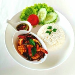 ข้าวทะเลผัดซอส