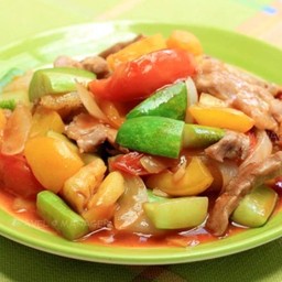 ผัดเปรี้ยวหวาน