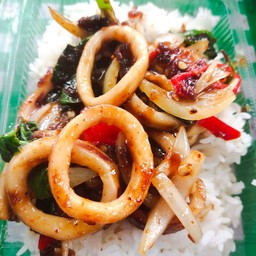 ผัดพริกเผาปลาหมึก