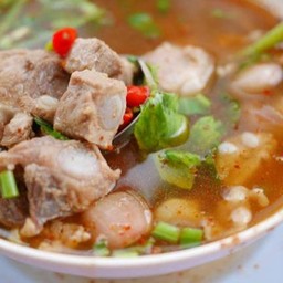 ต้มแซ่บหมู