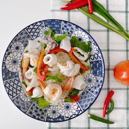 ยำวุ้นเส้นทะเล