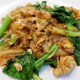 ผัดซีอิ๋วหมู