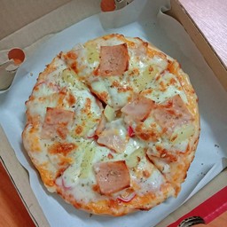 พิซซ่าหน้าฮาวายเอี้ยน