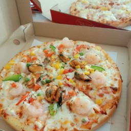 พิซซ่าหน้าซีฟู้ดทะเล