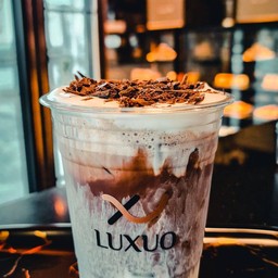 LUXUO CAFE