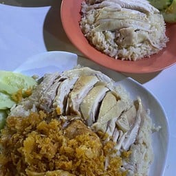 ข้าวมันไก่เจ๊ญา