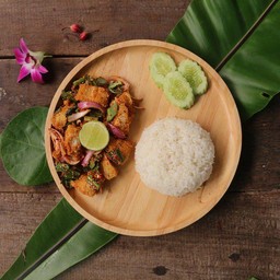 ข้าวยำไก่แซ่บ