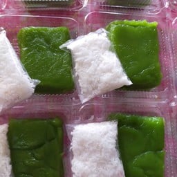 เปียกปูนใบเตย