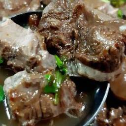 ต้มแซ่บเนื้อ