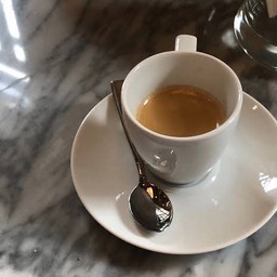 เอสเพรสโซ่ ใหญ่ (ร้อน)