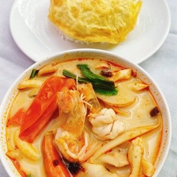 ้ข้าวไข่เจียว+ต้มยำ