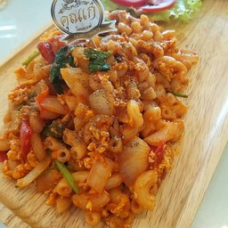 มักกะโรนีผัดซอสหมูนุ่มโคตรอิ่ม