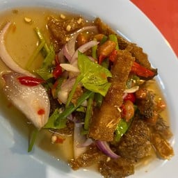 ยำปลาสลิด