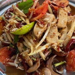 เหลาหมูยอหอยแครง