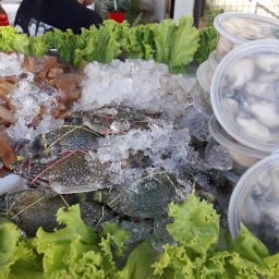 ร้านยำยั่ว..นัวปาก