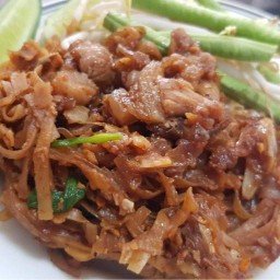 ผัดหมี่โคราชลูกหลานย่าจอย ไม่มีสาขา