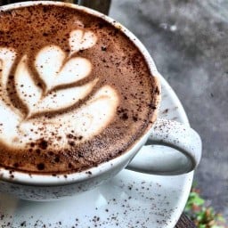 Lucky Cafe สุขุมวิท Sukhumvit