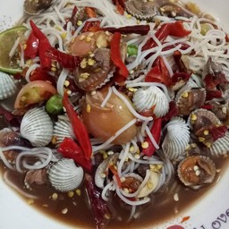 ตำขนมจีนหอยแครง