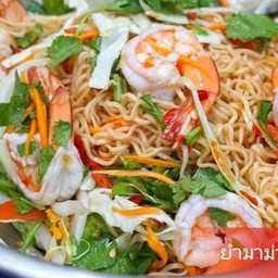 ยำมาม่าทะเล